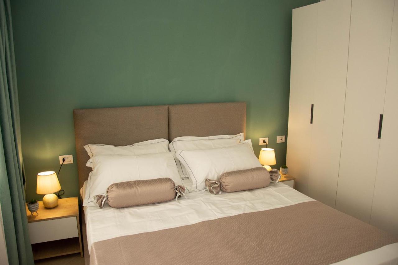 Wave Beachfront Apartments ดูร์เรส ภายนอก รูปภาพ